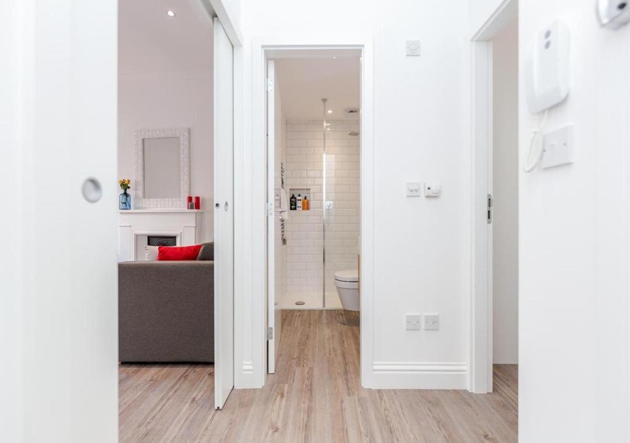 White Piccadilly Apartment London Bagian luar foto